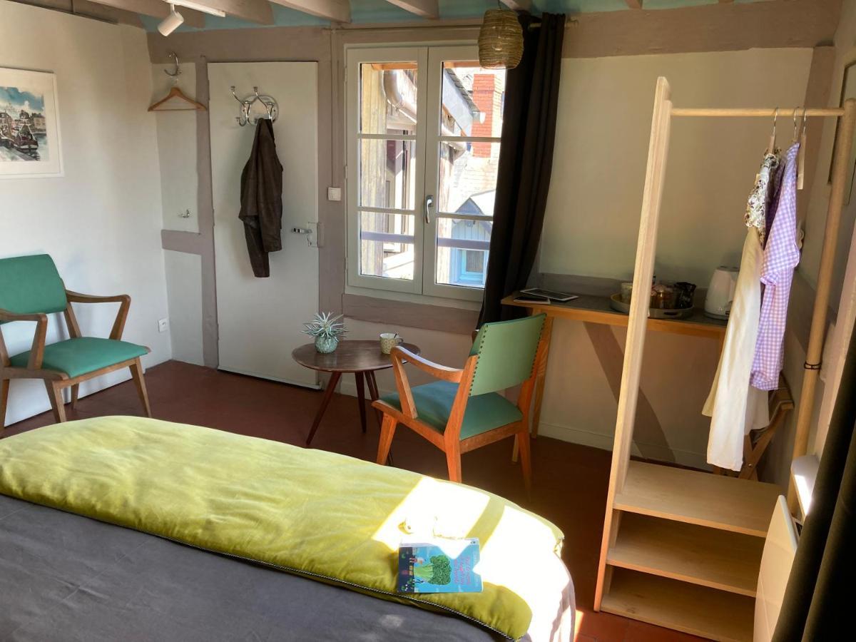 Chambres Chez L'Habitant Capucine Honfleur Bagian luar foto