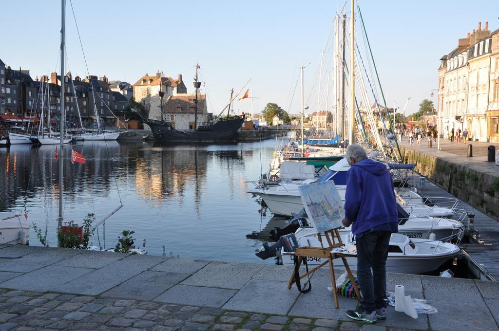 Chambres Chez L'Habitant Capucine Honfleur Bagian luar foto