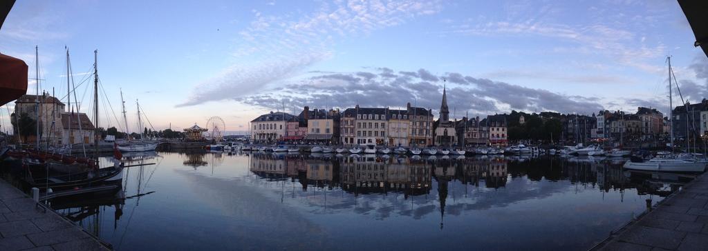 Chambres Chez L'Habitant Capucine Honfleur Bagian luar foto