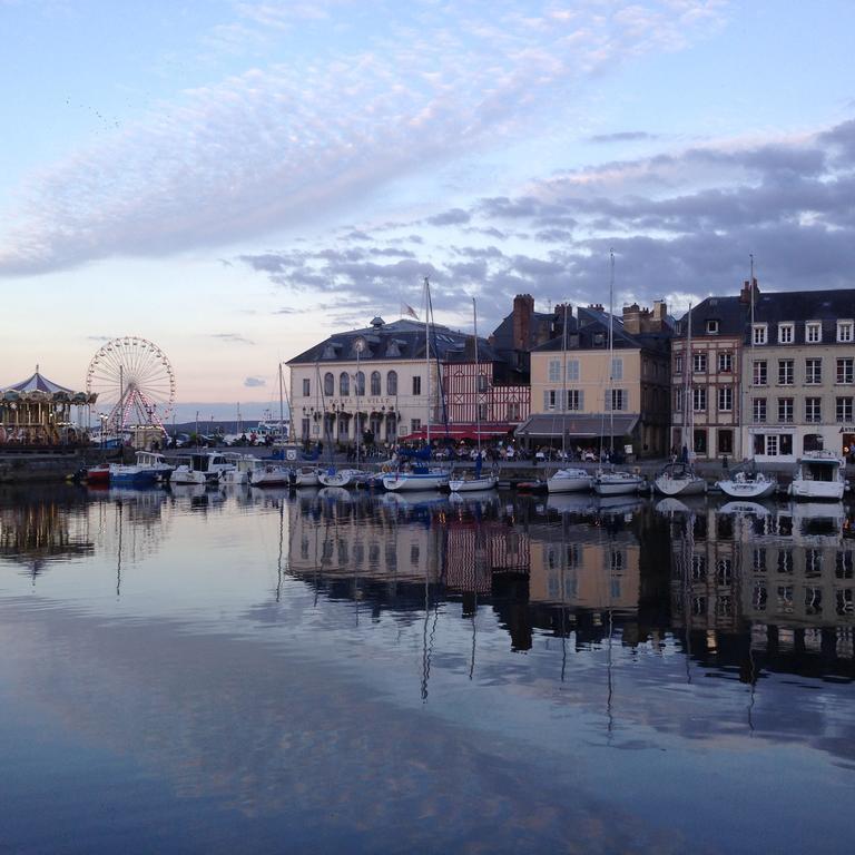 Chambres Chez L'Habitant Capucine Honfleur Bagian luar foto
